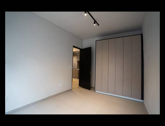 3 BEDROOM TOWNHOUSE FOR SALE IN WATERKLOOF GLEN